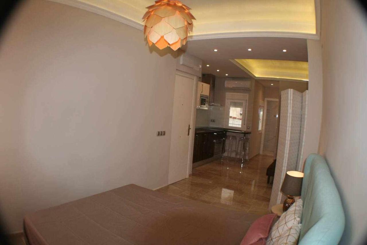Apartamento con terraza céntrico moderno Nuevo Madrid Exterior foto